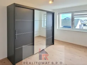 Pronájem rodinného domu, Chrášťany, 108 m2