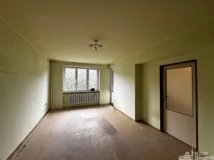 Prodej bytu 2+1, Neveklov, Benešovská, 51 m2