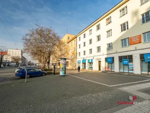 Pronájem bytu 3+1, Hradec Králové, Ulrichovo náměstí, 101 m2