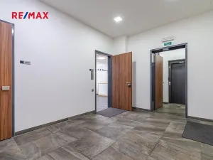 Pronájem kanceláře, Plzeň, Otýlie Beníškové, 81 m2