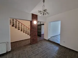 Pronájem rodinného domu, Praha - Břevnov, Na zástřelu, 297 m2