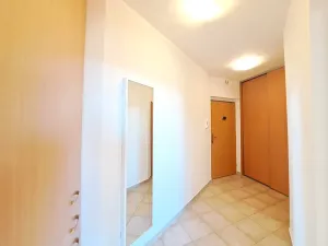 Prodej bytu 2+kk, Zlín, Podlesí V, 52 m2