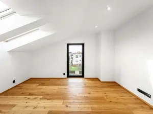 Prodej rodinného domu, Praha - Horní Počernice, Bříšťanská, 218 m2