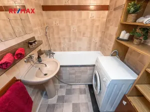 Pronájem bytu 3+kk, Praha - Bohnice, Radomská, 54 m2