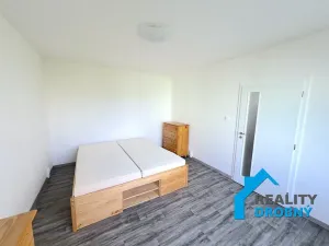 Pronájem bytu 1+1, Děčín, Přímá, 32 m2