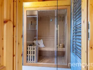 Prodej rodinného domu, Holenice, 159 m2