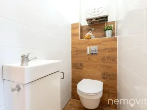 Prodej bytu 3+1, Unhošť, V Zahradách, 74 m2