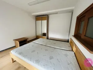 Pronájem bytu 1+1, Hlušovice, Okružní, 30 m2