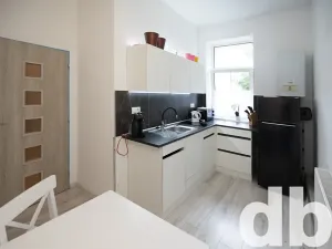Pronájem bytu 2+kk, Karlovy Vary, Jabloňová, 45 m2