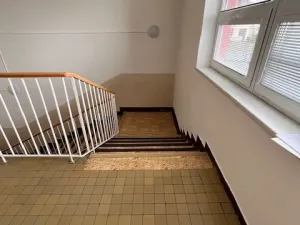 Pronájem kanceláře, Bruntál, Rýmařovská, 600 m2