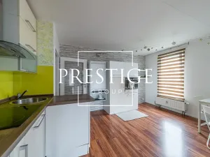 Pronájem bytu 2+1, Praha - Karlín, Molákova, 42 m2