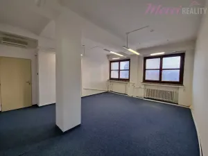 Pronájem kanceláře, Uherské Hradiště, Tř. Maršála Malinovského, 23 m2