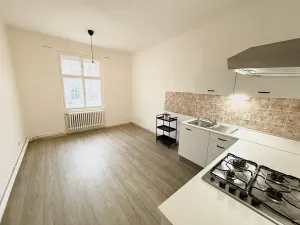 Pronájem bytu 3+1, Praha - Strašnice, Nad vodovodem, 98 m2