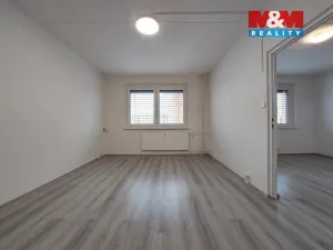 Pronájem bytu 1+1, Klášterec nad Ohří - Miřetice u Klášterce nad Ohří, Dlouhá, 36 m2