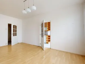 Prodej bytu 3+1, Praha - Malešice, Počernická, 71 m2