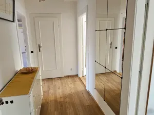 Pronájem bytu 2+1, Praha, Kladenská, 82 m2