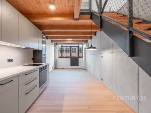 Pronájem bytu 3+kk, Praha - Vysočany, Kolbenova, 66 m2