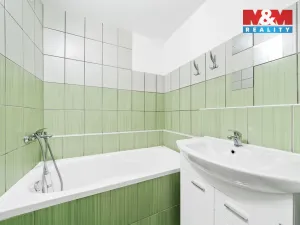 Prodej bytu 3+1, Klášterec nad Ohří - Miřetice u Klášterce nad Ohří, Luční, 71 m2