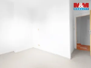 Prodej bytu 2+1, Petrovice, 58 m2