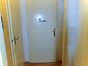 Pronájem bytu 1+kk, Praha - Nové Město, Na zbořenci, 24 m2