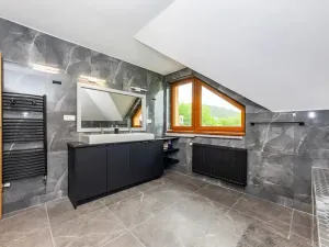 Prodej rodinného domu, Buš, 375 m2