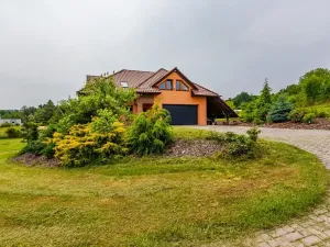 Prodej rodinného domu, Buš, 375 m2