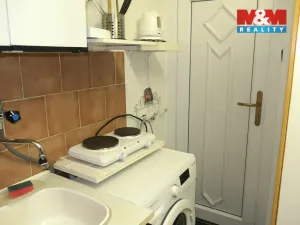 Pronájem bytu 1+kk, Loděnice, Spojovací, 15 m2