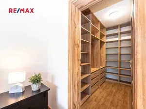 Prodej rodinného domu, Mnichovice, Myšlínská, 202 m2