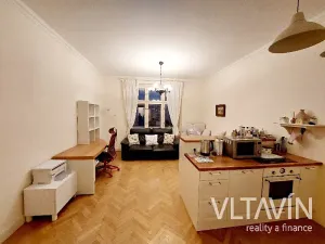 Pronájem bytu 2+kk, Praha - Bubeneč, Jaselská, 48 m2