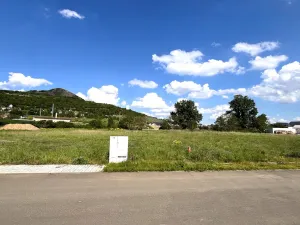 Prodej pozemku, Píšťany, 828 m2