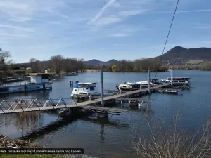 Prodej pozemku, Píšťany, 828 m2