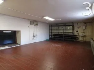 Pronájem skladu, Vsetín, 550 m2