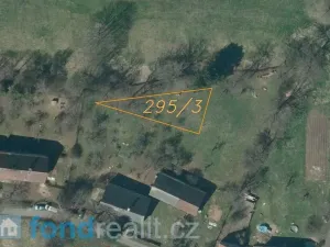 Prodej pole, Lovečkovice, 21930 m2