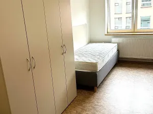 Pronájem bytu 1+kk, Praha - Smíchov, Křížová, 20 m2