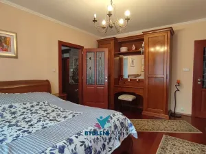 Prodej bytu 3+1, Teplice, U zámku, 100 m2