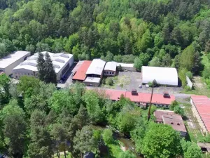 Prodej výrobních prostor, Skryje, 3000 m2