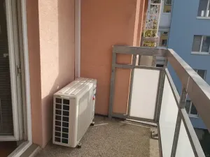 Pronájem bytu 1+kk, Brno, Běloruská, 30 m2