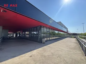 Pronájem obchodního prostoru, Hradec Králové, třída Edvarda Beneše, 220 m2