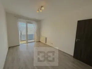 Pronájem bytu 2+kk, České Budějovice, Husova tř., 53 m2