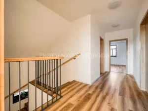 Prodej rodinného domu, Kamenice nad Lipou, Dobšova, 210 m2