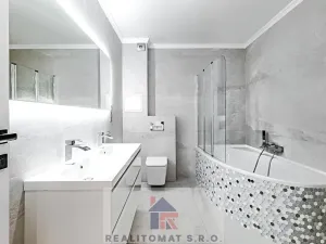 Prodej rodinného domu, Praha - Komořany, Pod lesem, 175 m2