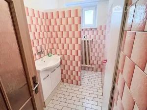 Pronájem kanceláře, Valašské Meziříčí, Kraiczova, 50 m2