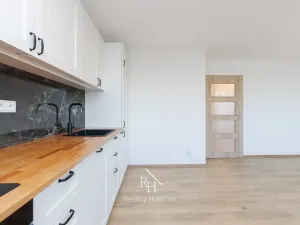 Pronájem bytu 3+kk, Kladno, Ostravská, 55 m2