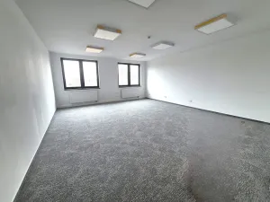 Pronájem kanceláře, Praha - Letňany, Beranových, 150 m2