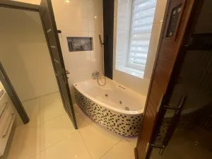 Pronájem bytu 4+kk, Praha - Smíchov, Plzeňská, 95 m2