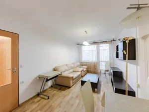 Pronájem bytu 2+kk, Praha - Kobylisy, Rajmonova, 55 m2