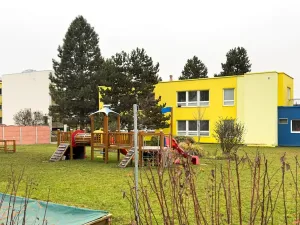 Pronájem bytu 3+1, Praha - Čakovice, Úslavská, 76 m2