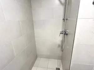 Pronájem bytu 1+kk, Praha - Vysočany, Poděbradská, 33 m2