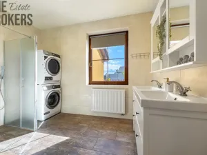 Prodej rodinného domu, Kovanice, 201 m2