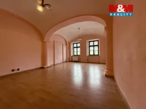 Pronájem bytu 1+1, Blatná, náměstí Míru, 55 m2